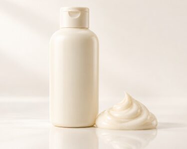Repair shampoo 300ml bottle with a thick creamy shampoo swirl beside it, slightly lower angle